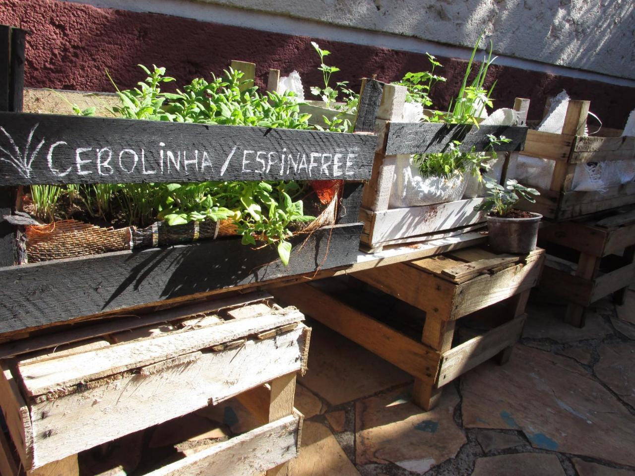 - Quartos Privativos Hostel